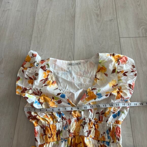 Abercrombie & Fitch Flutter Sleeve Midi Dress size M - Picture 3 of 9